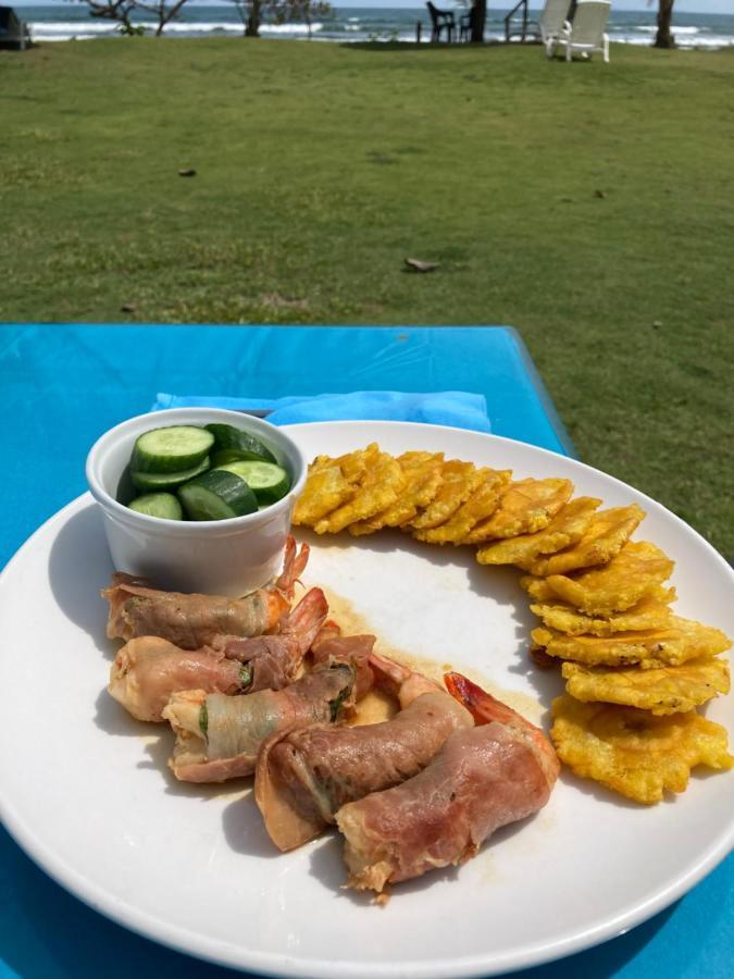 Las Lajas Beach Resort Esterno foto