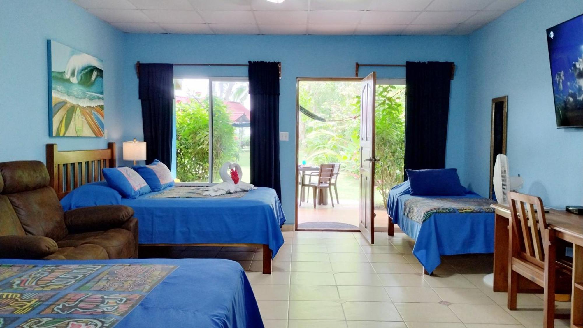 Las Lajas Beach Resort Esterno foto